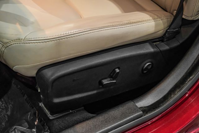 2020 Chrysler 300 300 Touring L Sedan 4d - Image 26