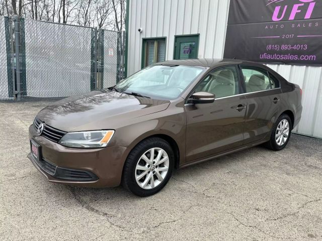 2014 Volkswagen Jetta - Image 10