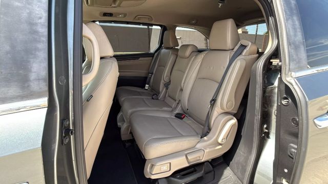 2018 Honda Odyssey - Image 14
