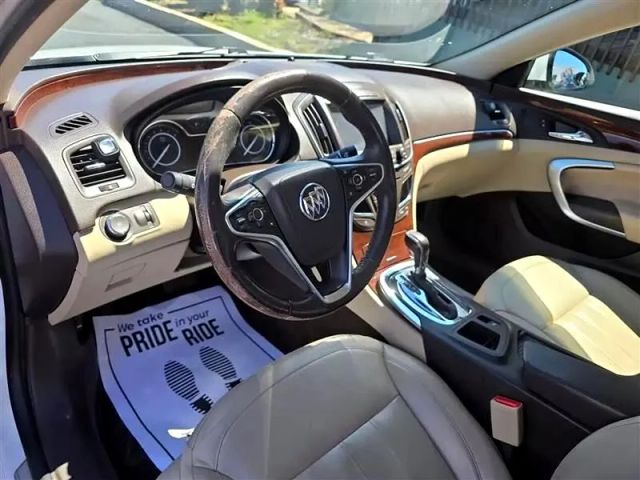 2016 Buick Regal - Image 11