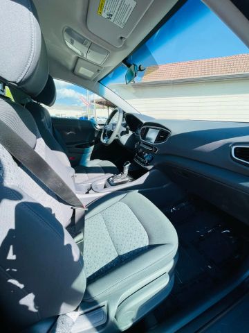 2019 Hyundai Ioniq Hybrid - Image 22