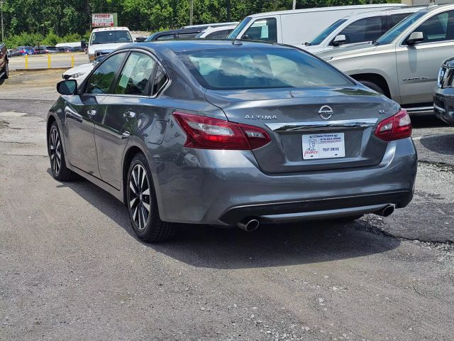 2018 Nissan Altima - Image 6
