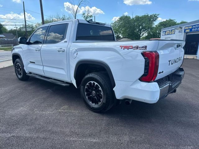 2022 Toyota Tundra Crewmax - Image 4