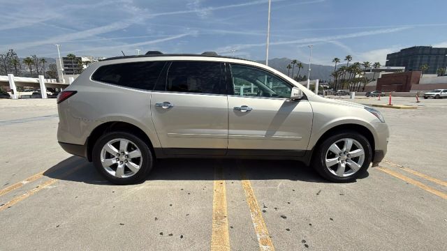 2017 Chevrolet Traverse - Image 8