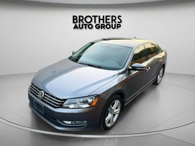 2014 Volkswagen Passat - Image 4