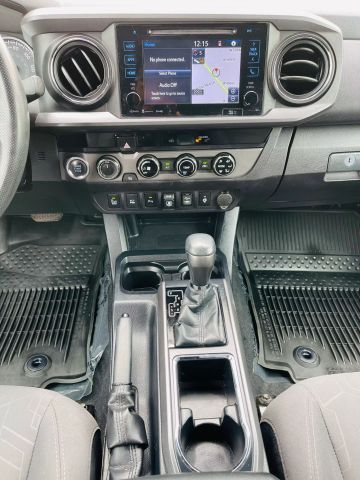 2018 Toyota Tacoma Double Cab - Image 28