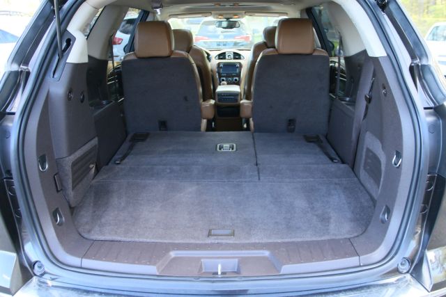 2013 Buick Enclave - Image 19
