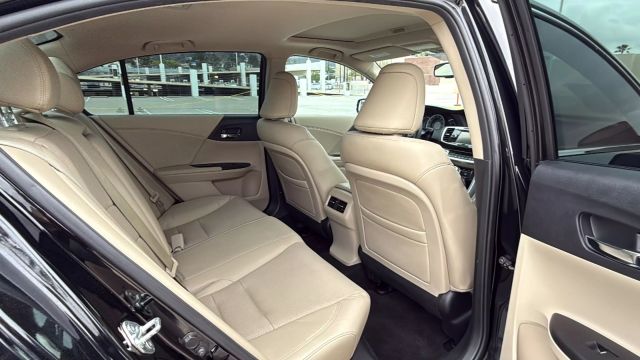 2014 Honda Accord - Image 15
