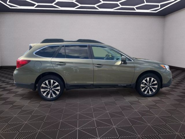 2015 Subaru Outback - Image 6