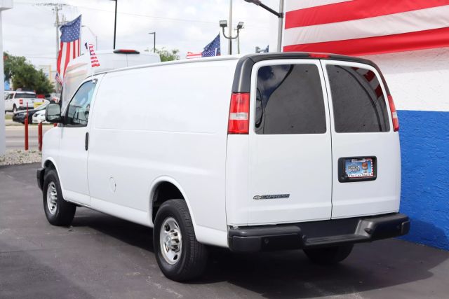 2020 Chevrolet Express 2500 Cargo - Image 17