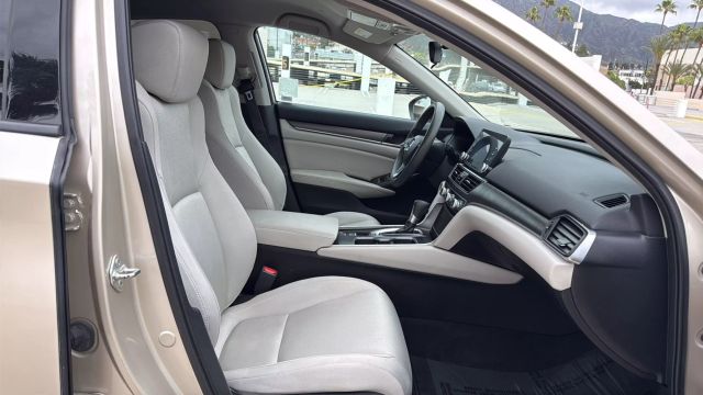 2018 Honda Accord - Image 16