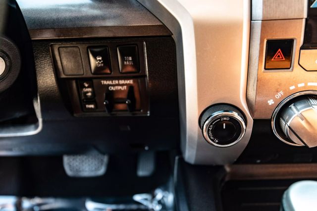 2016 TOYOTA TUNDRA CREWMAX PICKUP BROWN AUTOMATIC - Auto Masters of Carolinas