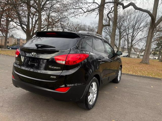 2013 Hyundai Tucson Gls Sport Utility 4d - Image 6