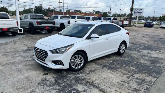 2021 Hyundai Accent - Image 2