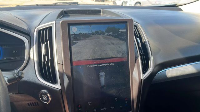 2021 Ford Edge - Image 23