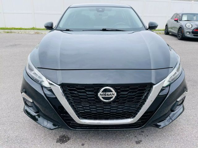 2019 Nissan Altima - Image 4