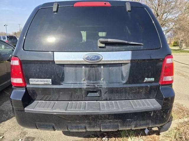 2010 Ford Escape - Image 4