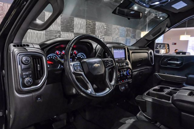 2019 Chevrolet Silverado 1500 Crew Cab Lt Pickup 4d 5 3/4 Ft - Image 3