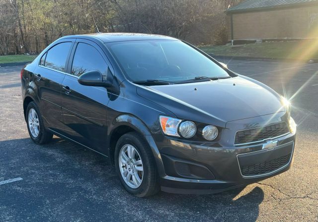 2014 Chevrolet Sonic - Image 8