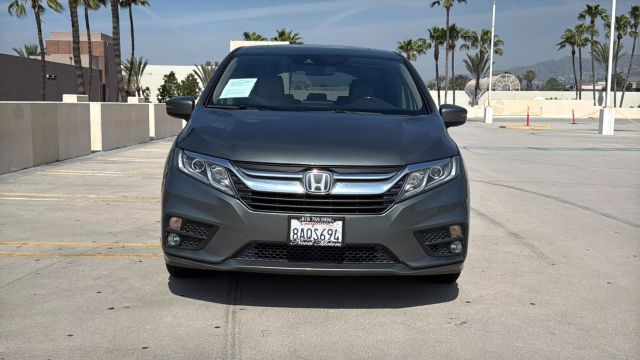 2018 Honda Odyssey - Image 2