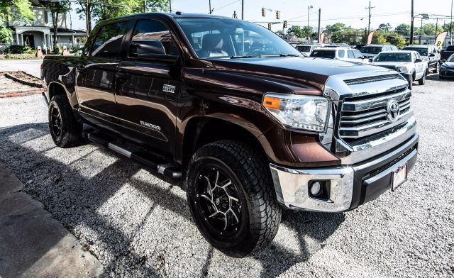 2016 TOYOTA TUNDRA CREWMAX PICKUP BROWN AUTOMATIC - Auto Masters of Carolinas