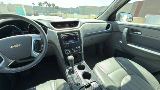 2017 Chevrolet Traverse - Image 23