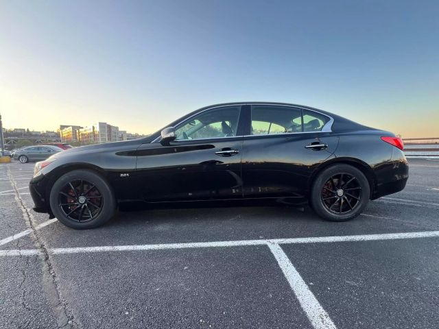 2016 Infiniti Q50 2.0t Premium Sedan 4d - Image 8