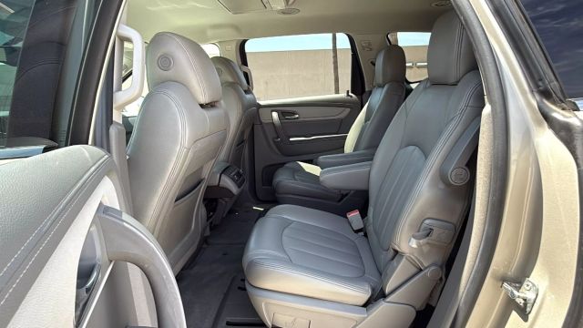 2017 Chevrolet Traverse - Image 13