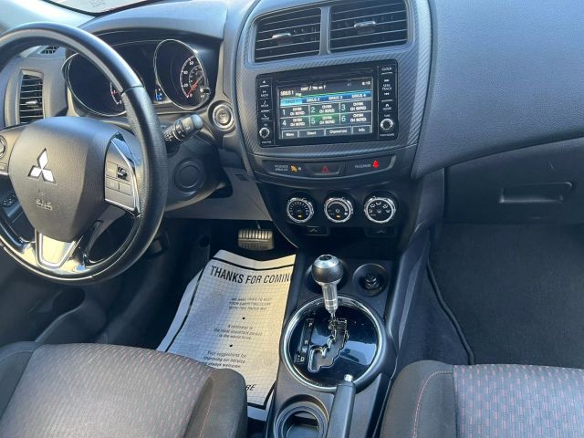 2016 Mitsubishi Outlander Sport Se Sport Utility 4d - Image 18