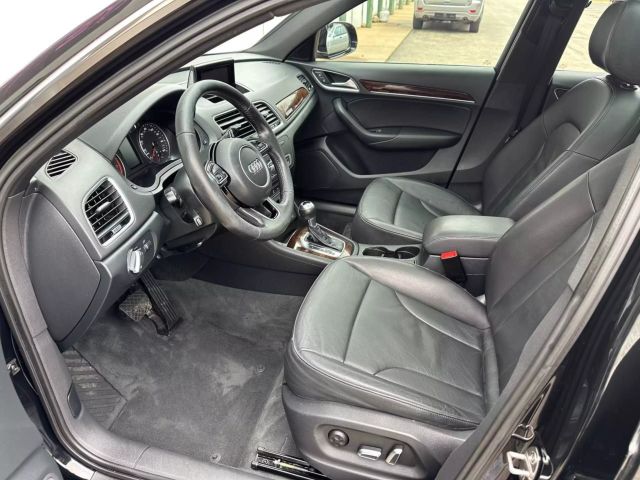 2017 Audi Q3 - Image 16