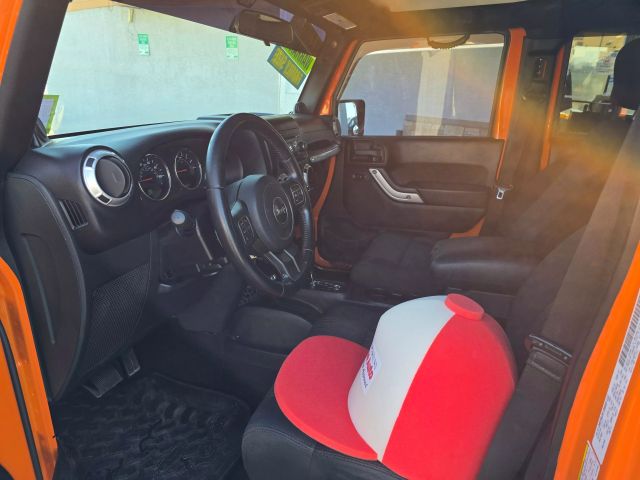 2012 Jeep Wrangler Unlimited Sahara Sport Utility 4d - Image 9