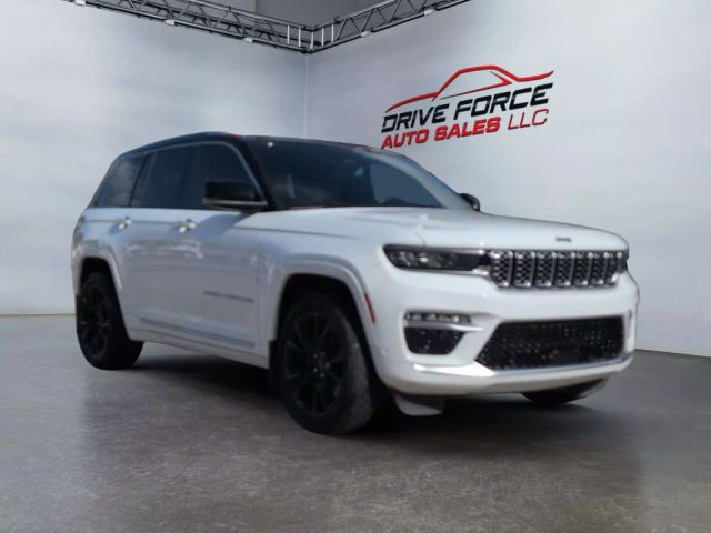 2022 Jeep Grand Cherokee - Image 7