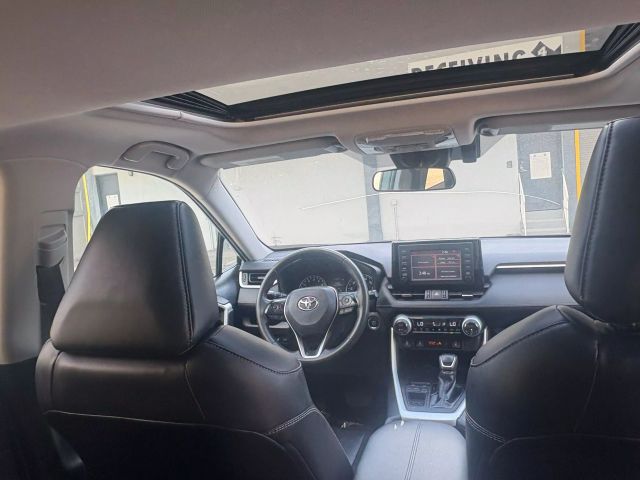 2019 TOYOTA RAV4 SUV 4-CYL, 2.5 LITER XLE PREMIUM SPORT UTILITY 4D