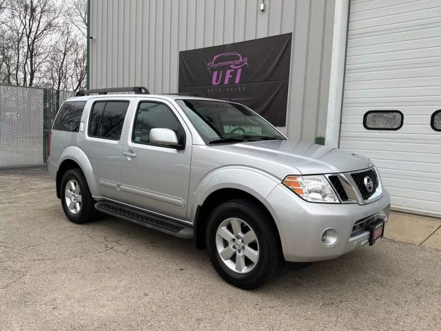 2009 Nissan Pathfinder - Image 2