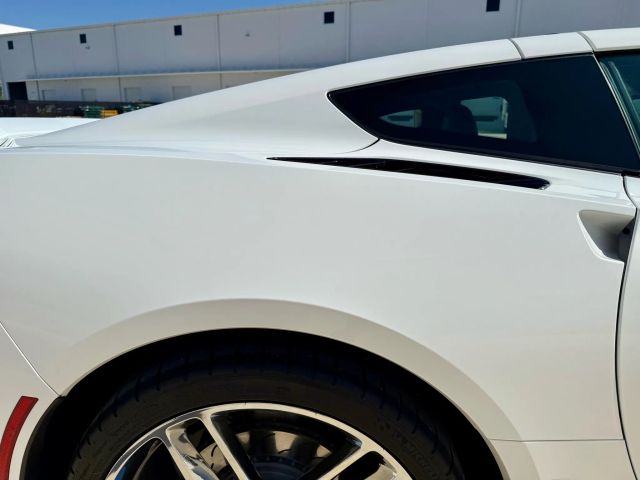 2016 Chevrolet Corvette - Image 11