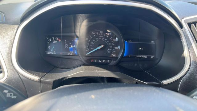 2021 Ford Edge - Image 24