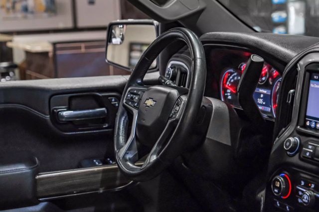 2019 Chevrolet Silverado 1500 Crew Cab Lt Pickup 4d 5 3/4 Ft - Image 16