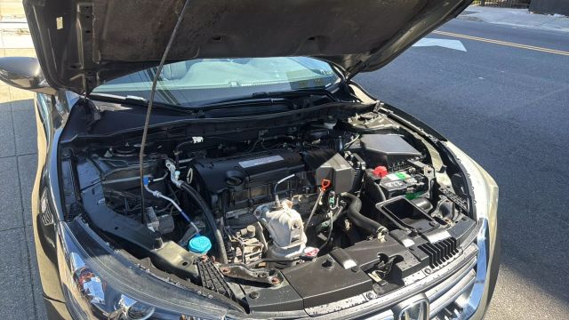 2013 HONDA ACCORD SEDAN 4-CYL, I-VTEC, 2.4 LITER LX SEDAN 4D
