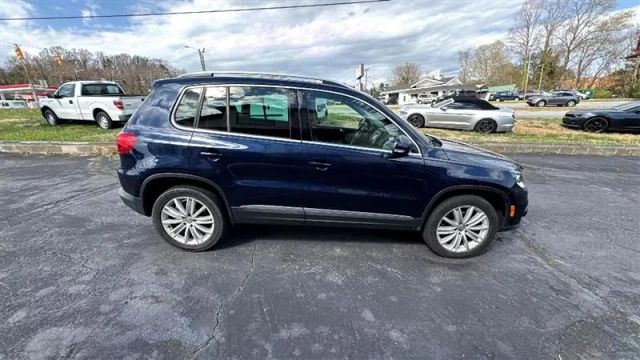 2012 Volkswagen Tiguan - Image 4