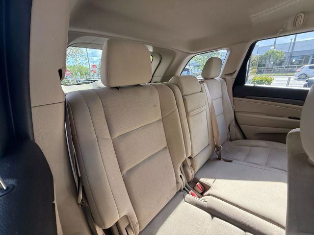 2017 Jeep Grand Cherokee - Image 25