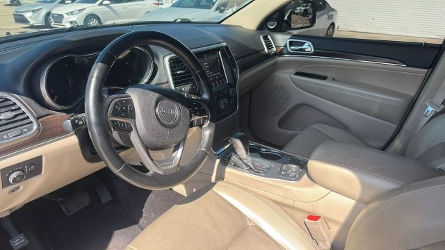 2018 Jeep Grand Cherokee - Image 28