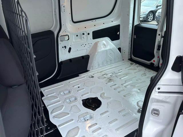 2022 Ram Promaster City - Image 23