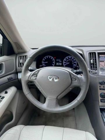 2011 Infiniti G - Image 27