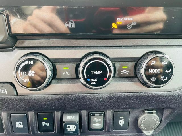 2018 Toyota Tacoma Double Cab - Image 40