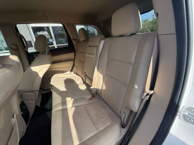 2017 Jeep Grand Cherokee - Image 21