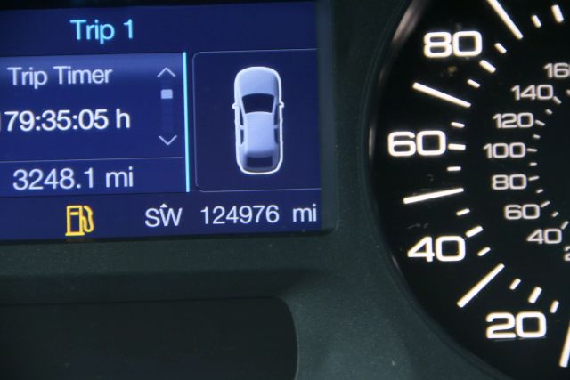 2013 Ford Edge - Image 29