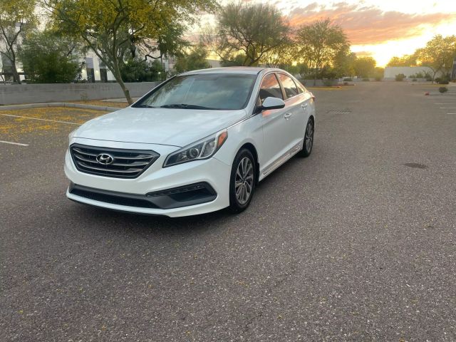 2015 Hyundai Sonata - Image 14