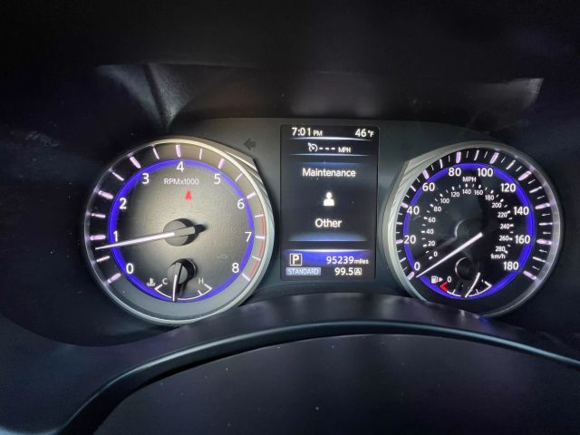 2016 Infiniti Q50 2.0t Premium Sedan 4d - Image 30