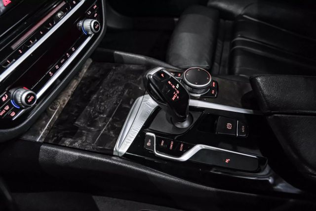 2017 Bmw 5 Series 530i Sedan 4d - Image 23
