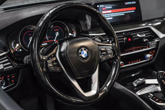 2017 Bmw 5 Series 530i Sedan 4d - Image 14